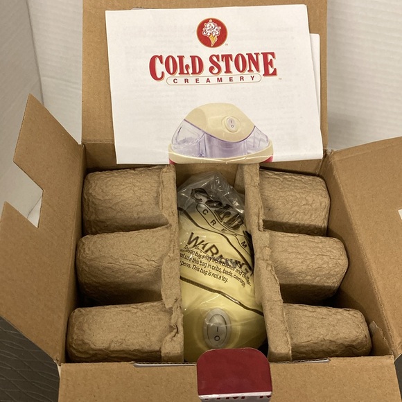 Cold Stone Creamery Ice Cream Maker Automatic 1 Pint Makes in 15 Minutes New - Picture 7 of 16